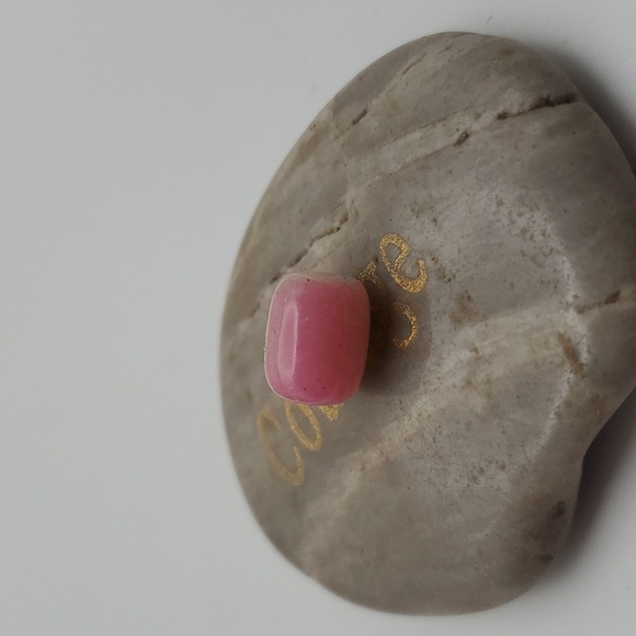 Pink glass melt‎ 💓 charm bead - Picture 1 of 3